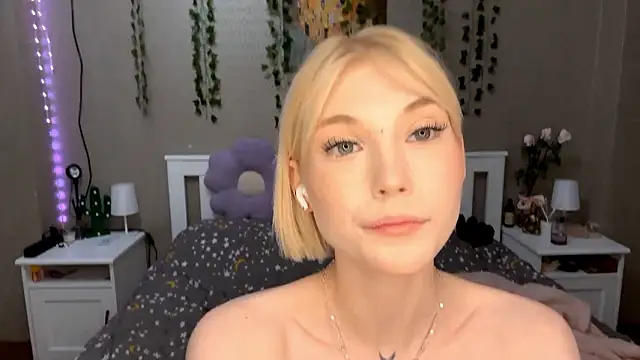 LlsabethHaze's cam snapshot