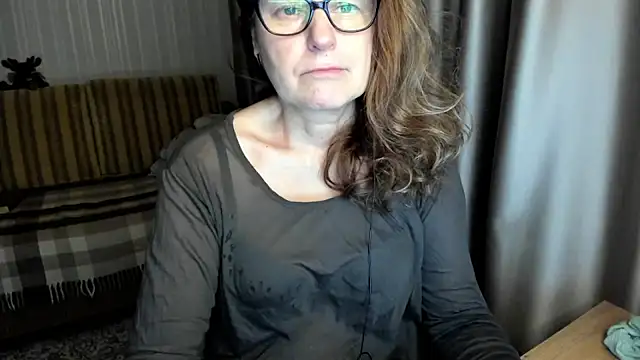 lauraoven's cam snapshot