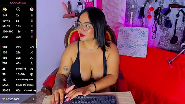 Luciana_r's cam snapshot