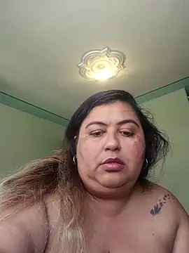 curvy_diva_'s cam snapshot