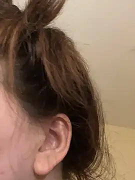 HeyBABYGIRL's cam snapshot