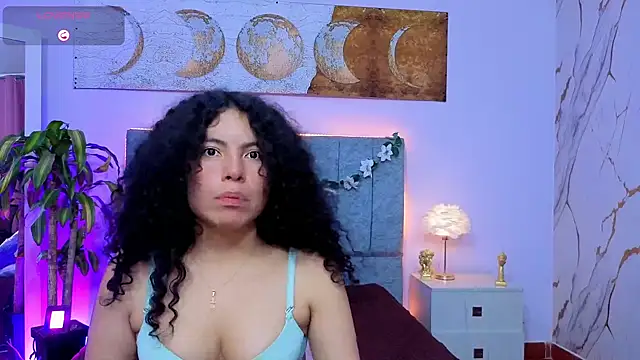 Zoe-yanin's cam snapshot