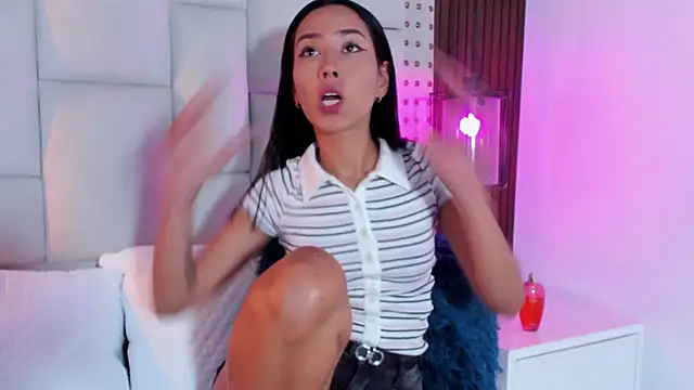 vannepettite_'s cam snapshot