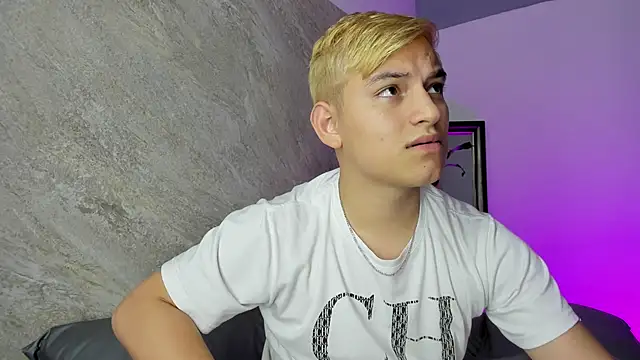 badkenn live sex cam