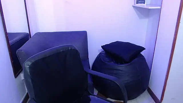 Normani_Bates's cam snapshot