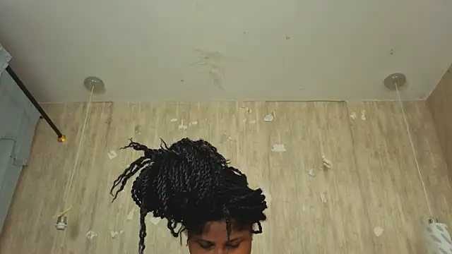 Alexa_roussee's cam snapshot