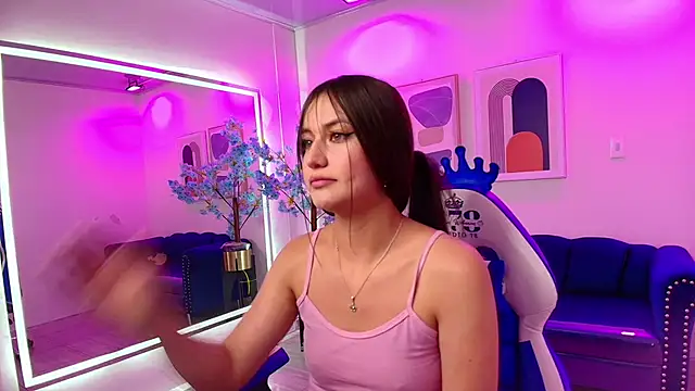 Zoe_swan's cam snapshot