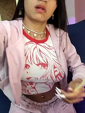 Lauraa_pink12's cam snapshot