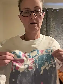 Curvy-Jinx's cam snapshot