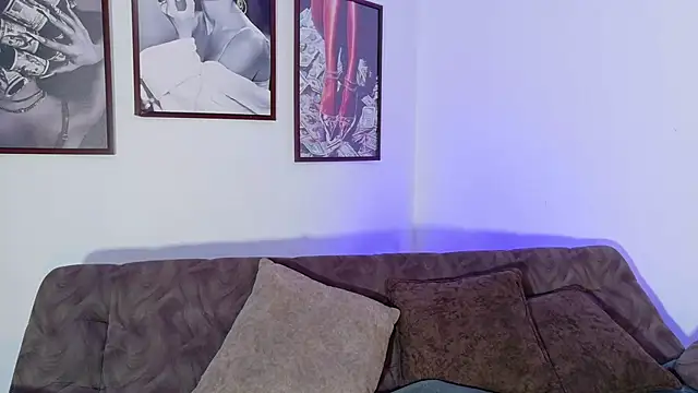 loretahorny's cam snapshot