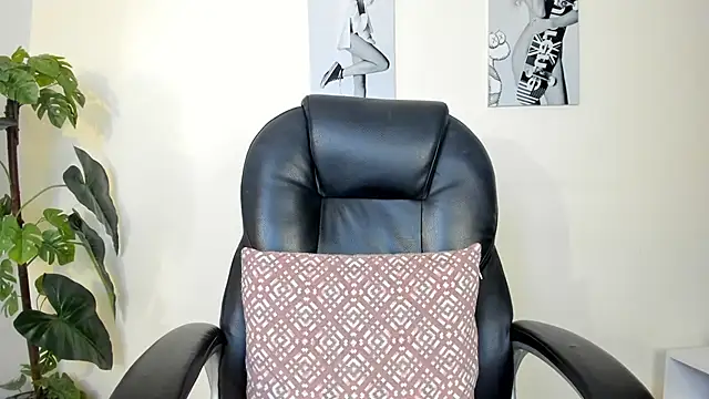 Victoria_Rosee's cam snapshot