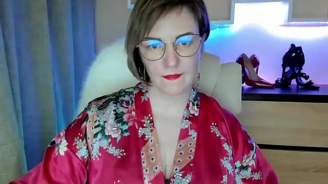 feliziaDesire's cam snapshot