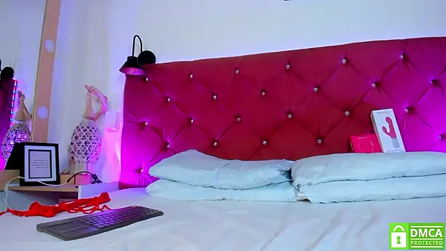 Ruth_harvey_'s cam snapshot