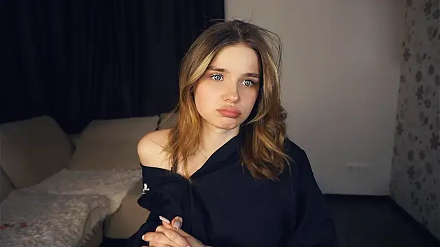 EarthaStinett's cam snapshot