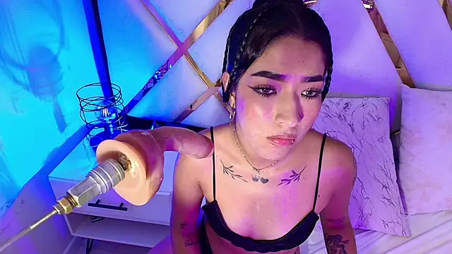 baby_naughty1_'s cam snapshot