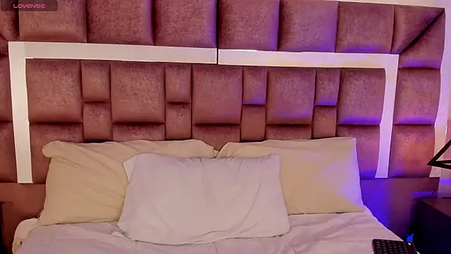 I_Am_Anniee's cam snapshot