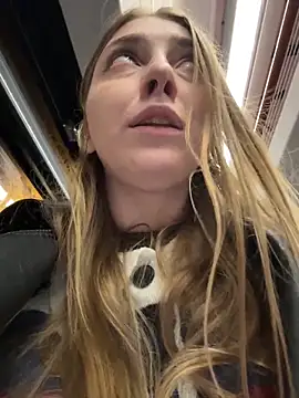 Sunny___Bunny's cam snapshot