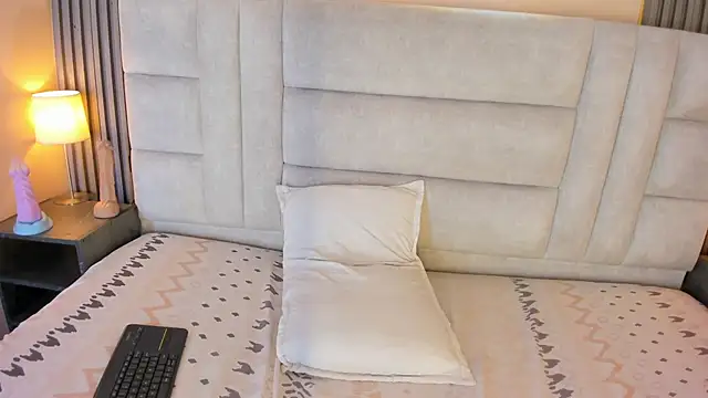 EYMI_TOMSOM live sex cam