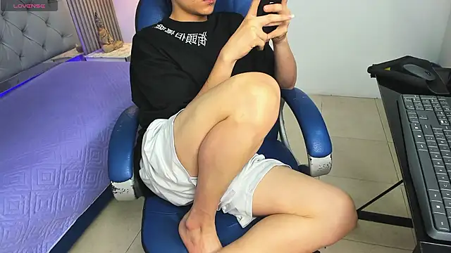 SamBlack_'s cam snapshot