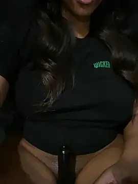 CaramelGoddess1's cam snapshot