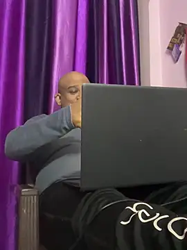 Dick_6inches_Delhi's cam snapshot