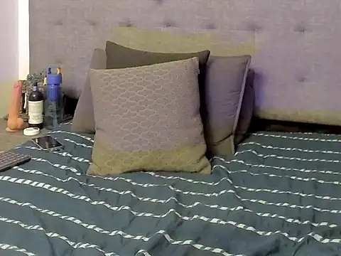 wes_gibbings's cam snapshot