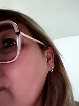 AlexxiaaMat's cam snapshot