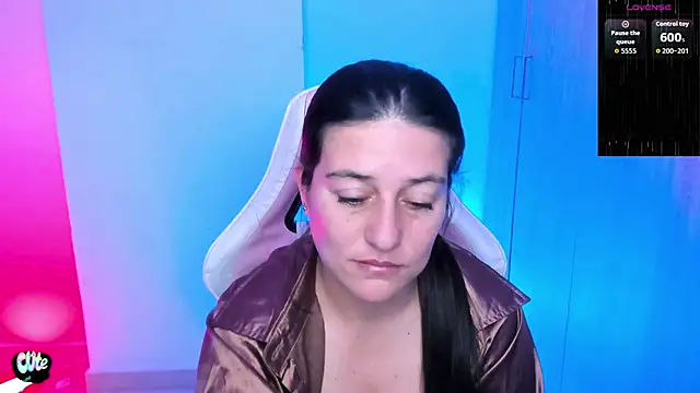 Saskyaa's cam snapshot