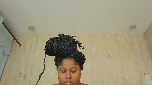 Alexa_roussee's cam snapshot