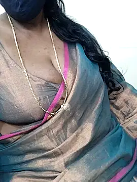 shobini's cam snapshot