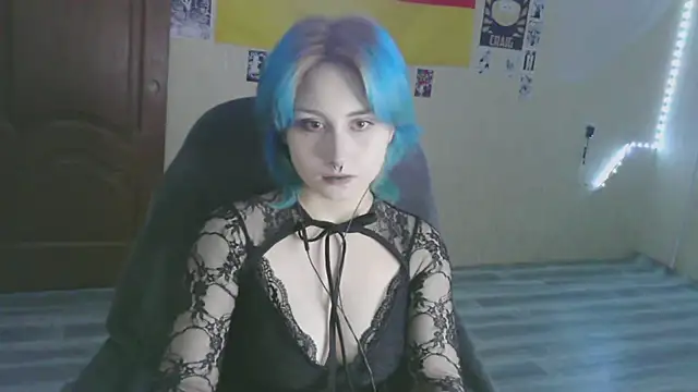 LeisaHopperstad's cam snapshot