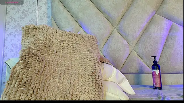 AmbarRaj's cam snapshot