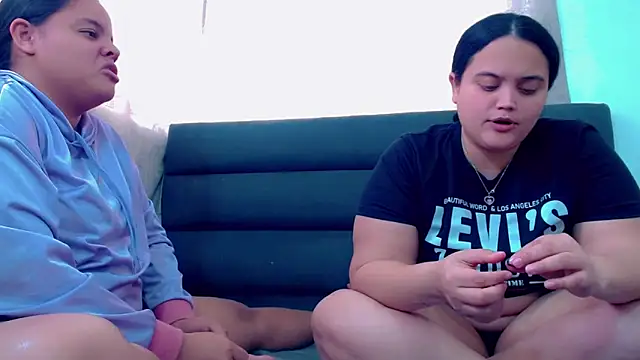 brunnette_hot's cam snapshot