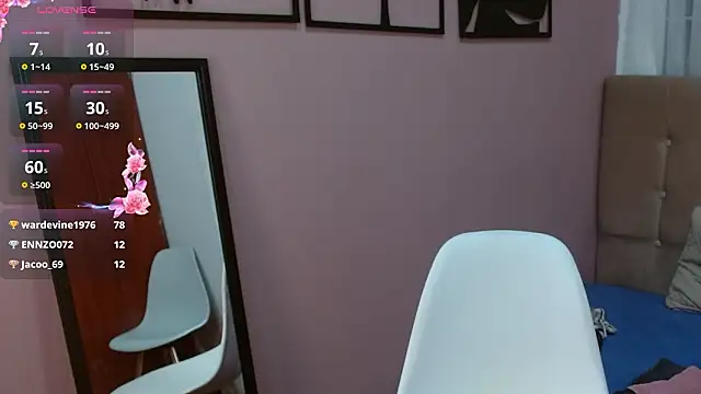 amara_rousse1's cam snapshot