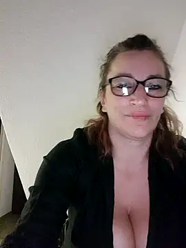 Fifi83Bell's cam snapshot