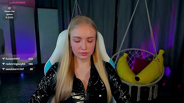 TessaGrays's cam snapshot