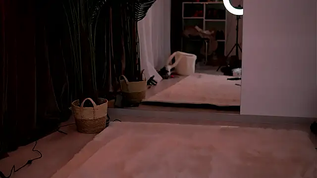 LuvCaprice's cam snapshot