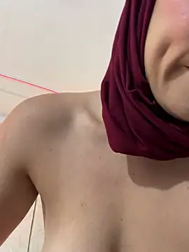 aisha_vs live sex cam