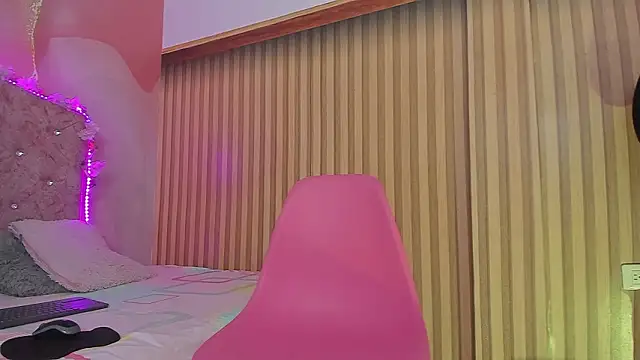 Melanie__Evans's cam snapshot