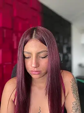 Emily-teen's cam snapshot