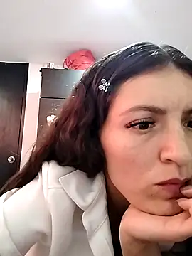 tina2204's cam snapshot