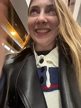 Sunny___Bunny's cam snapshot