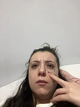 bunnythetailor's cam snapshot