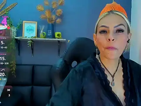 yessila_parker's cam snapshot