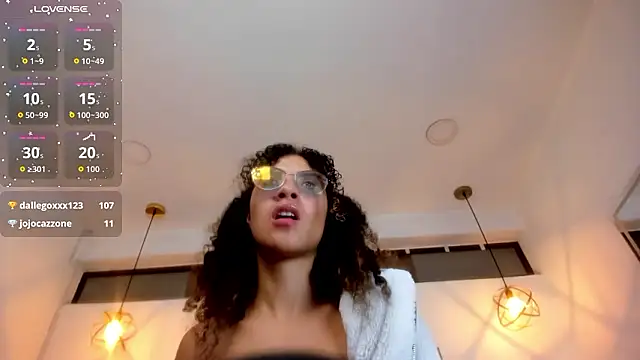 Hanna_Cornee_'s cam snapshot