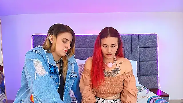 Dakota_Megan_69's cam snapshot