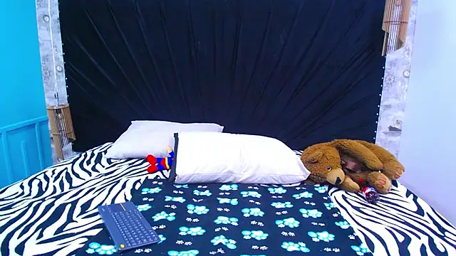 Megan-Horney-'s cam snapshot