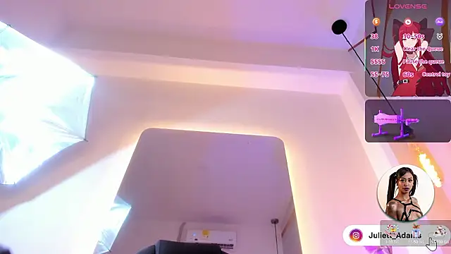 Juliett_Adams_'s cam snapshot