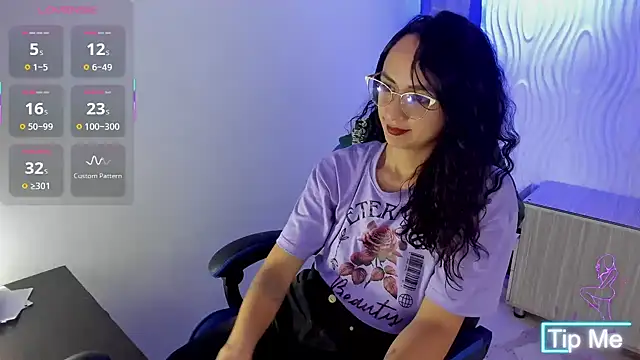 alison_moon7's cam snapshot