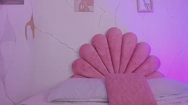 Cherrybombs_'s cam snapshot